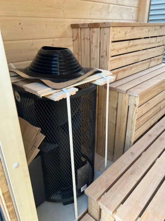 Sauna ogrodowa STODOŁA PANORAMA 240x230 świerk syberyjski