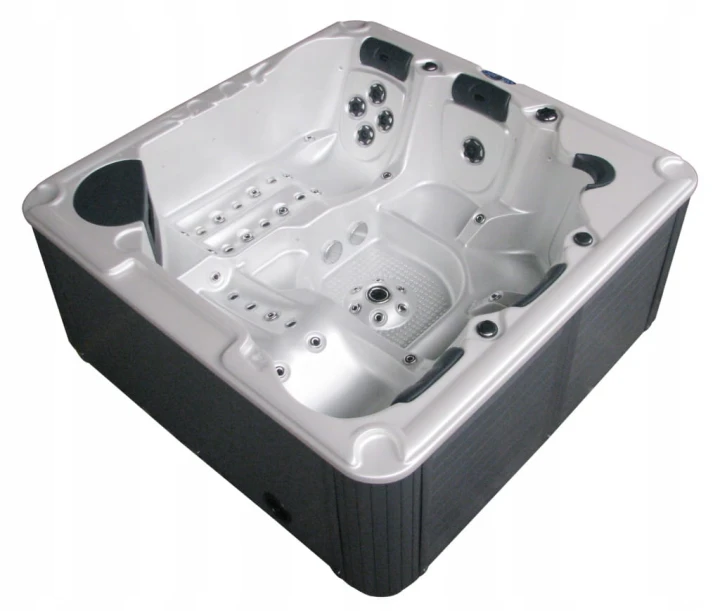 Wanna ogrodowa SPA Balboa 220×220×92 cm Akryl. Kompletne pokrywa schody