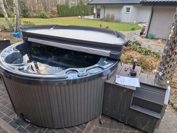 Jacuzi ogrodowe zimowe SPA Balboa 220x210 cm Akryl Piec