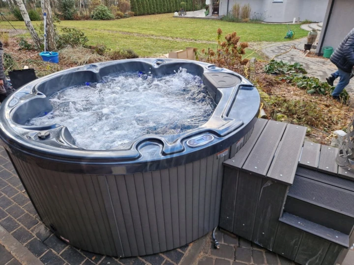 Jacuzi ogrodowe zimowe SPA Balboa 220x210 cm Akryl Piec