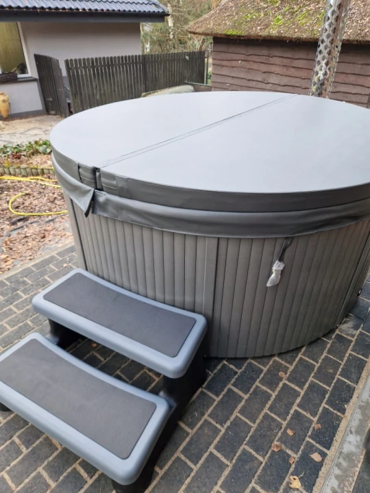 Jacuzi ogrodowe zimowe SPA Balboa 220x210 cm Akryl Piec